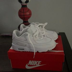 These shoes are brand new and never worn size9c fo